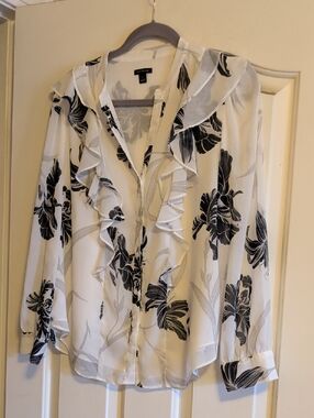 Anne Klein Black and White Floral Ruffle Blouse
